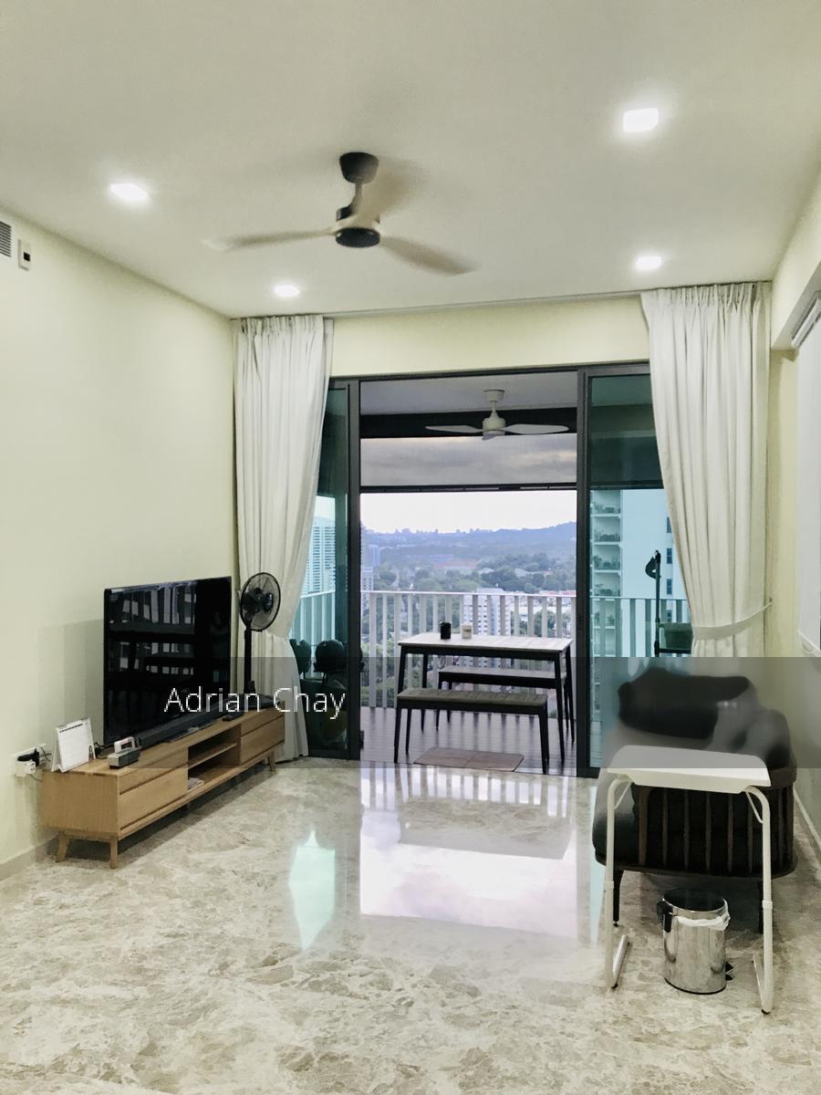 L'Viv thumbnail photo